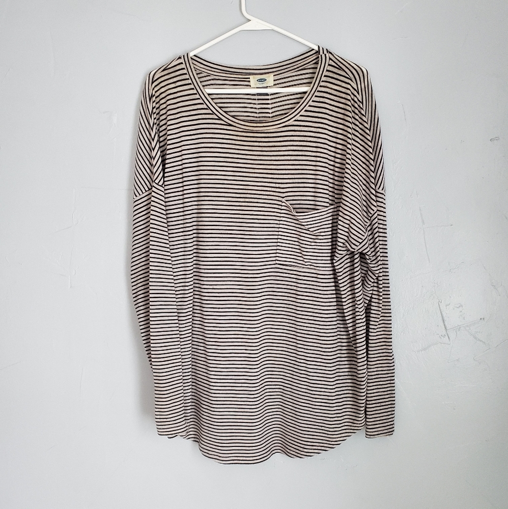 Loose Front Pocket Shirt